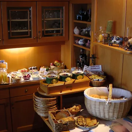 Zum Muehlrad Konukevi 3*