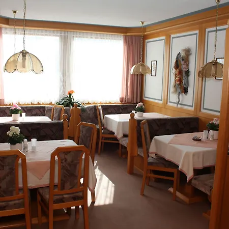 Zum Muehlrad Konukevi 3*